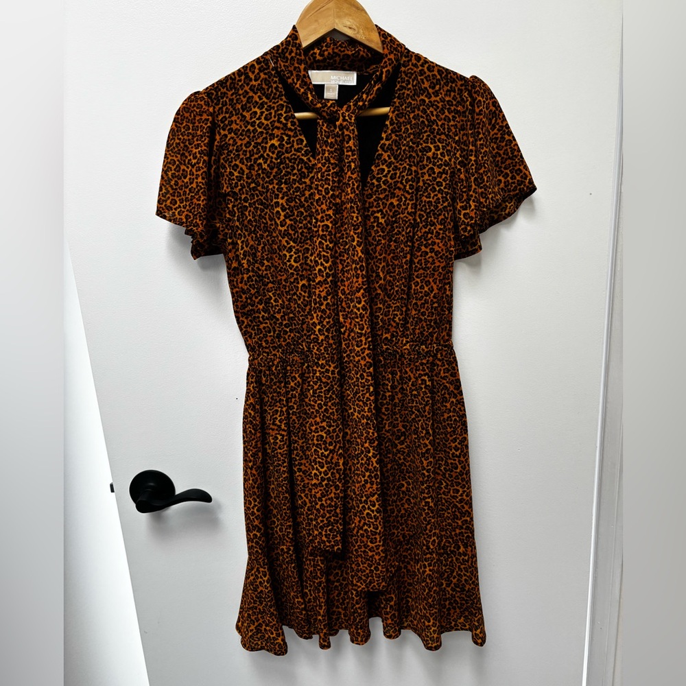 Michael Kors Women's Leopard Printed Cap Sleeve Tie Neck Dress Marigold